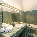 Dvur Pecinov Hotel Benesov (Central Bohemian)
