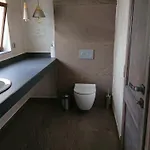 Dvur Pecinov 4*